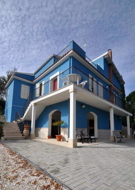 דירות Mirabella Imbaccari La Casa Blu מראה חיצוני תמונה